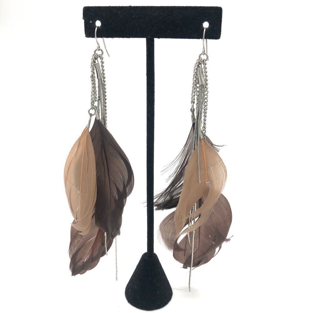 🍭6/$30 Feather Dangle Earrings